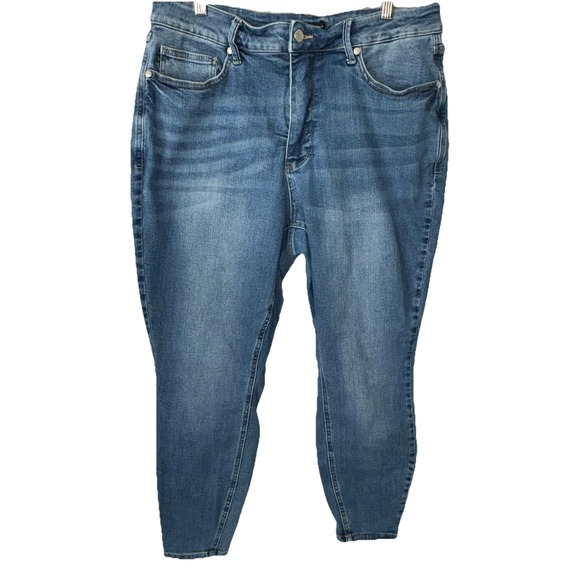 Judy Blue Womens 18/28 Skinny Fit  Blue Denim Jeans  JB88799MD Stretch Med Wash - Picture 2 of 12